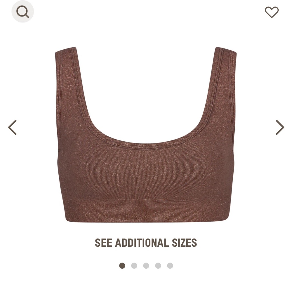 SKIMS SOFT SMOOTHING SHINE SCOOP NECK BRALETTE